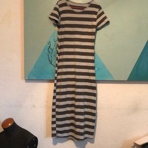 Stripped dress form fit
